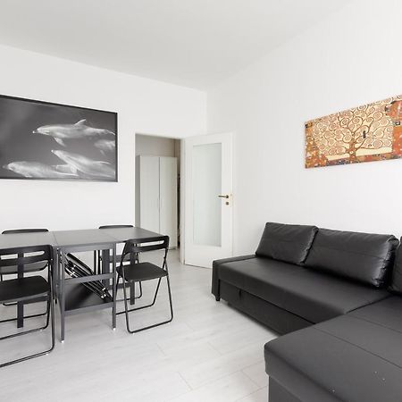 Apartment With Balcony -Bisceglie Red Line Subway Μιλάνο Εξωτερικό φωτογραφία